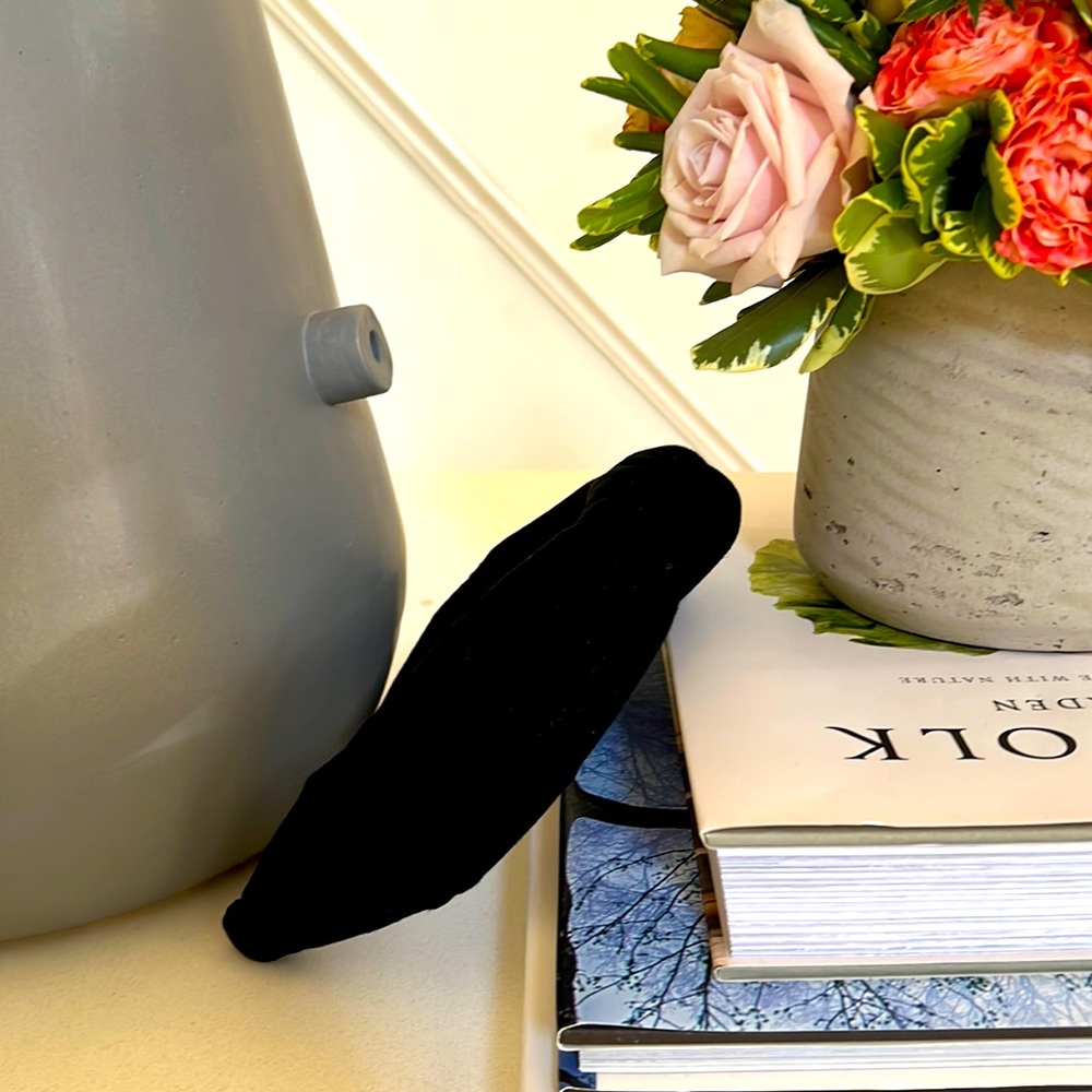 Lele Sadoughi black headband-  looks like new!